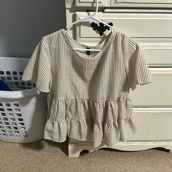 SHEIN white and tan stripped top - Picture 1 of 2